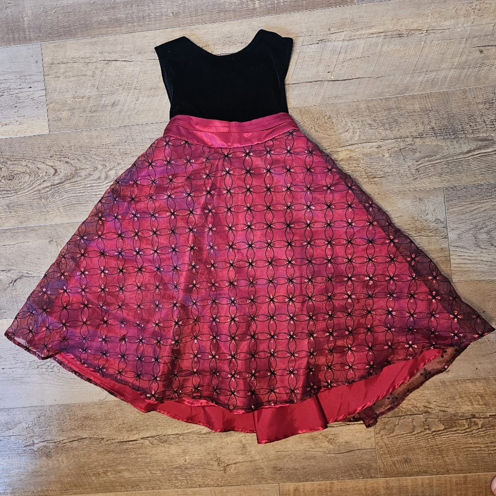 Girls Beri Blue formal dress size 8
